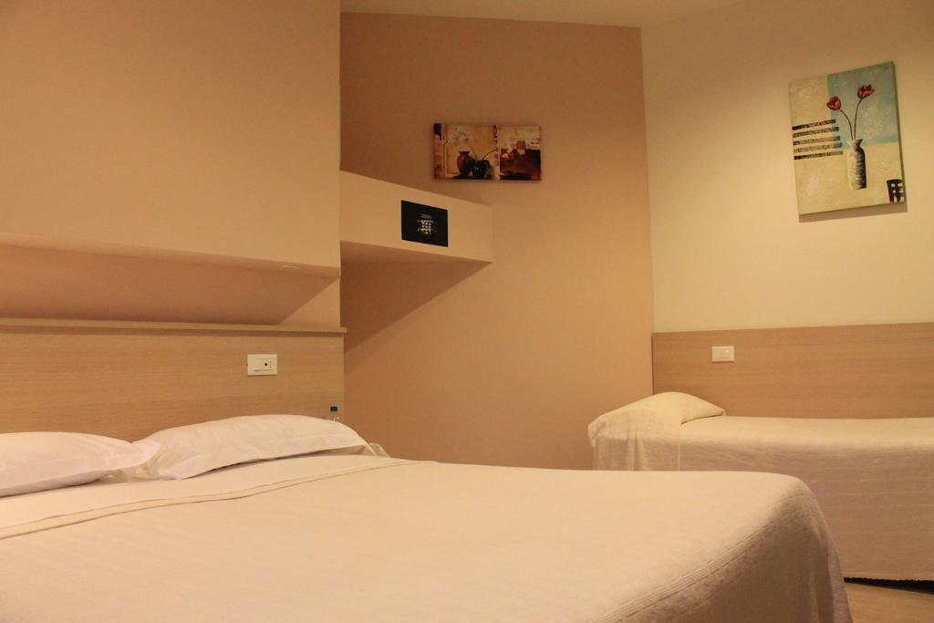 Park Hotel Italia 테자수르브렌다 외부 사진